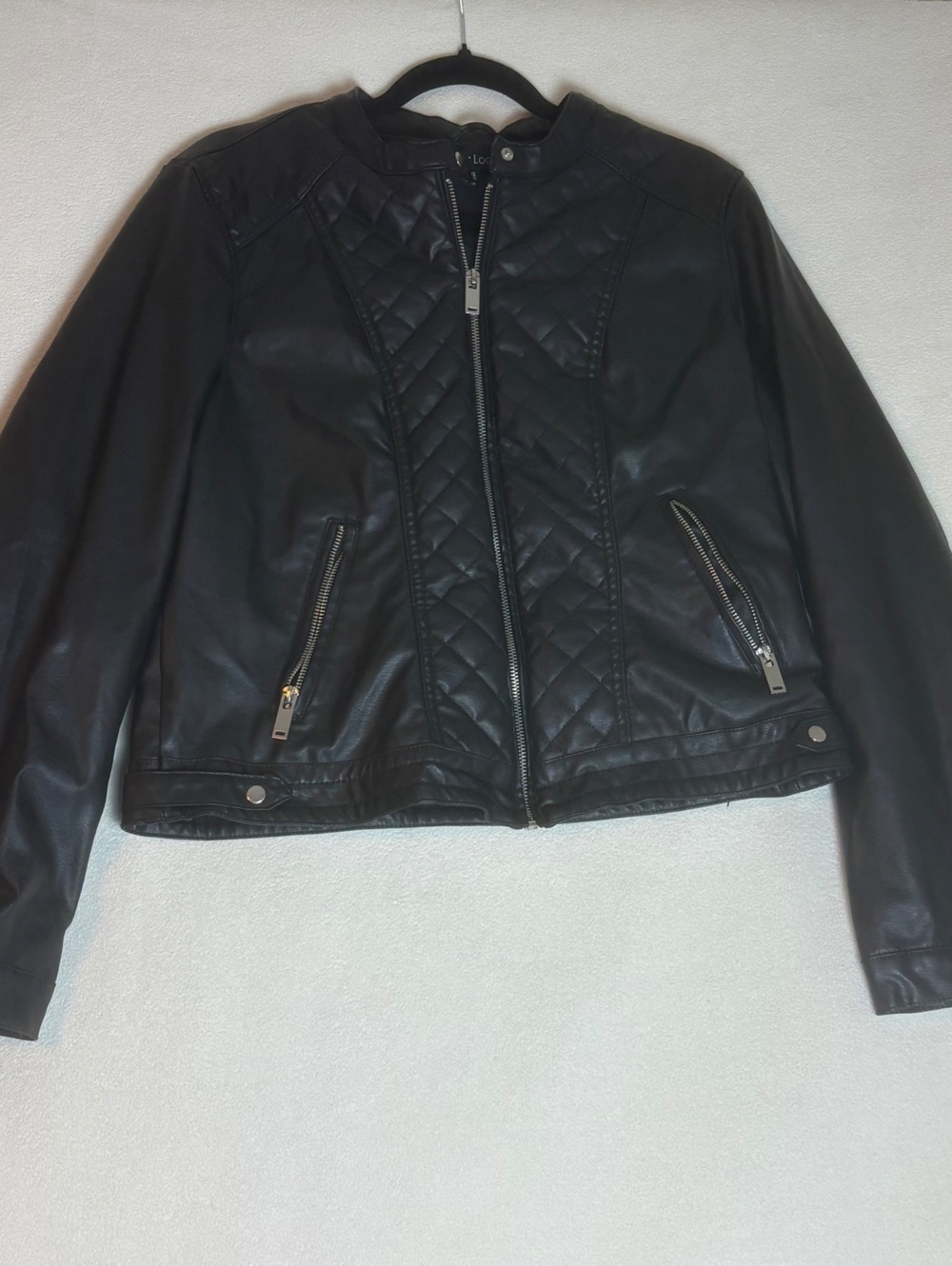 New Look Women's Black Faux Leather Quilted Jacket XL